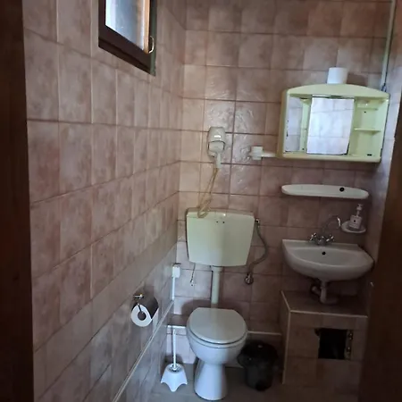 карагьозовата къща - цяла къща - 6 големи спални, 6 бани и отделна механа * 코프리브시티차