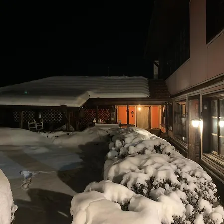 Nyaraló карагьозовата къща - цяла къща - 6 големи спални, 6 бани и отделна механа