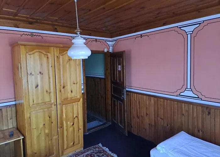 בית נופש карагьозовата къща - цяла къща - 6 големи спални, 6 бани и отделна механа