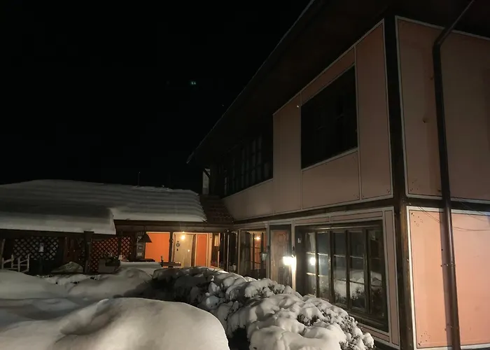 בית נופש карагьозовата къща - цяла къща - 6 големи спални, 6 бани и отделна механа קופריבשטיצה