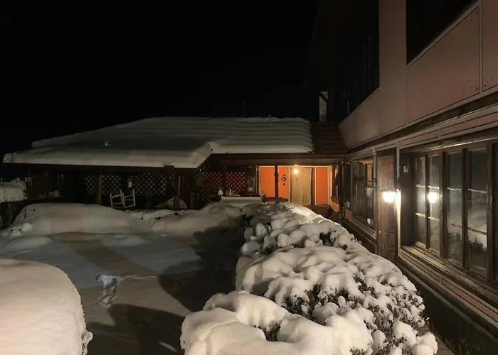 בית נופש карагьозовата къща - цяла къща - 6 големи спални, 6 бани и отделна механа