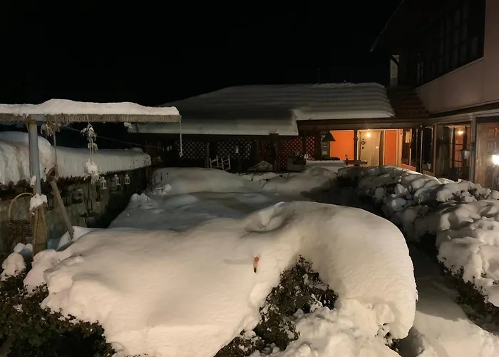 בית נופש карагьозовата къща - цяла къща - 6 големи спални, 6 бани и отделна механа